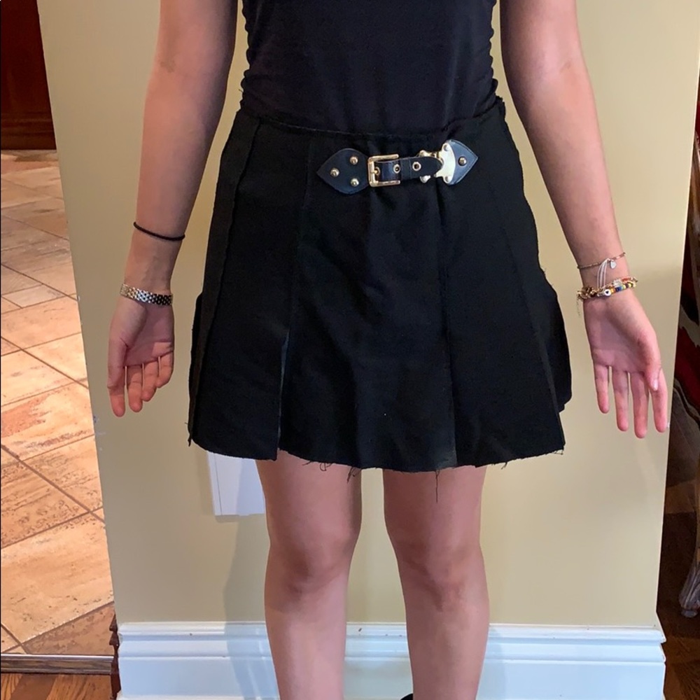 Zara skirt with cold and leather detail